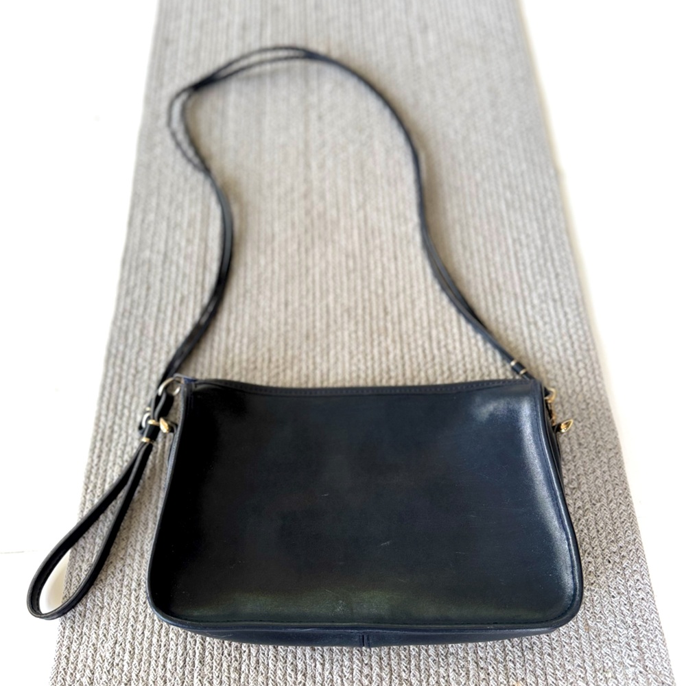 Vintage 80’s 90’s Magid Navy Blue Leather Double Strap Brass Rectangular Purse